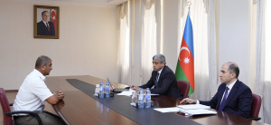 Nazir Anar Əliyev Salyanda vətəndaşları qəbul edib